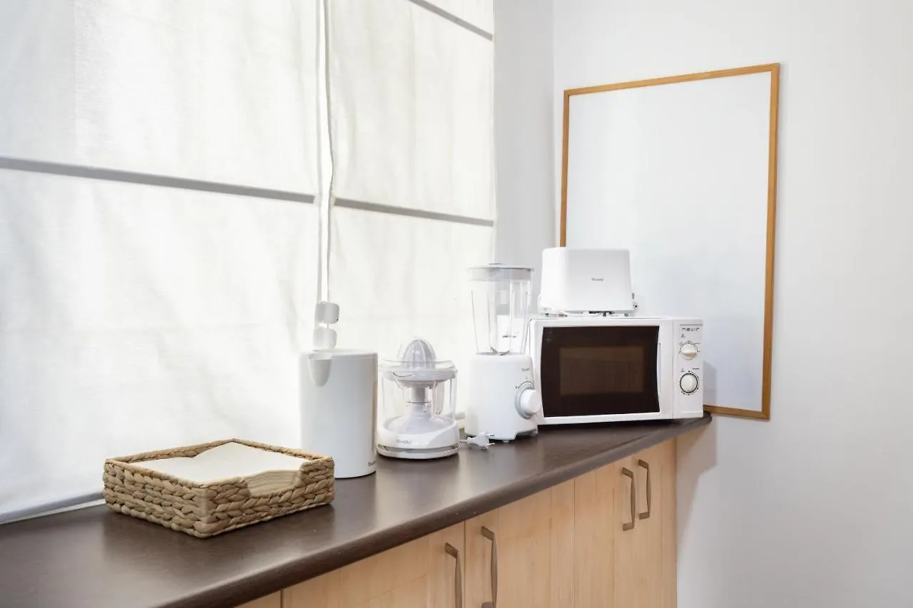 Eden Rentals Cozy City Central Apartment سانتا كروز دي تينيريف 0*,  إسبانيا