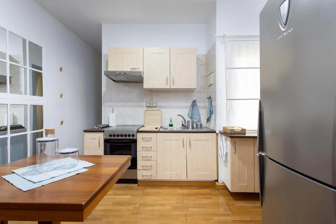 Eden Rentals Cozy City Central Apartment سانتا كروز دي تينيريف